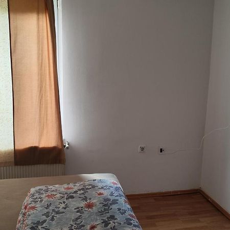 Saray Downtown Apartment Private Parking Free Wifi Сараево Экстерьер фото